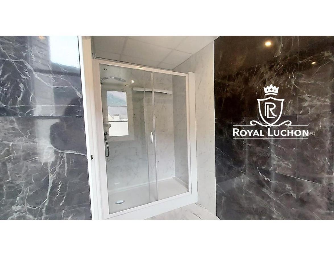 Royal Luchon Aparthotel Bagnères-de-Luchon Eksteriør bilde