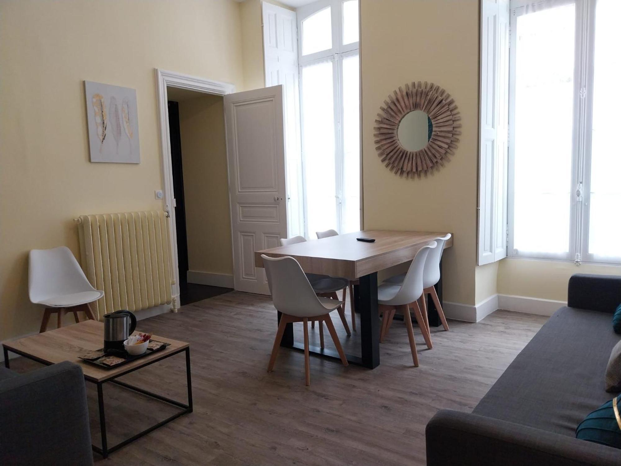 Royal Luchon Aparthotel Bagnères-de-Luchon Eksteriør bilde